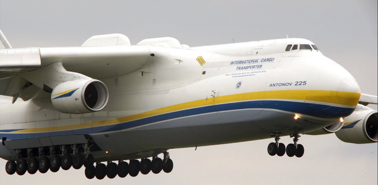 Antonov An-225 Mrija - największy samolot na świecie.