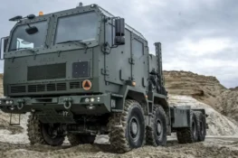 Jelcz P882.57 – Ciężarówka wojskowa z napędem 8×8